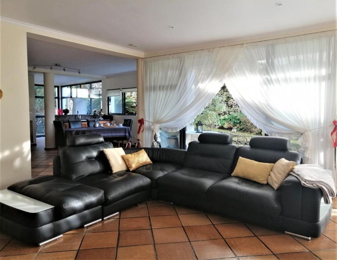 Surf & Guest Lorena'S House Ribeira Grande Esterno foto