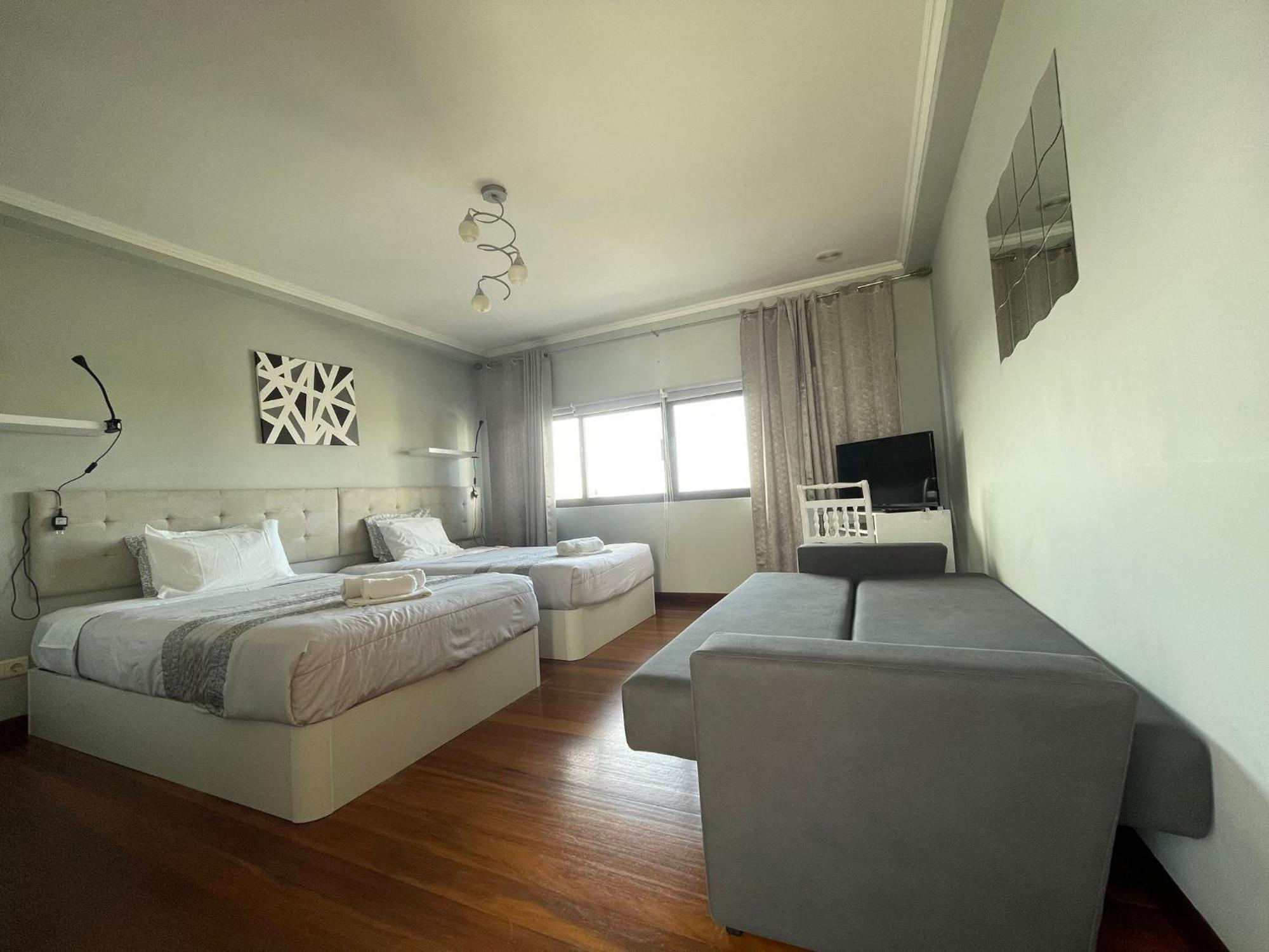 Surf & Guest Lorena'S House Ribeira Grande Esterno foto