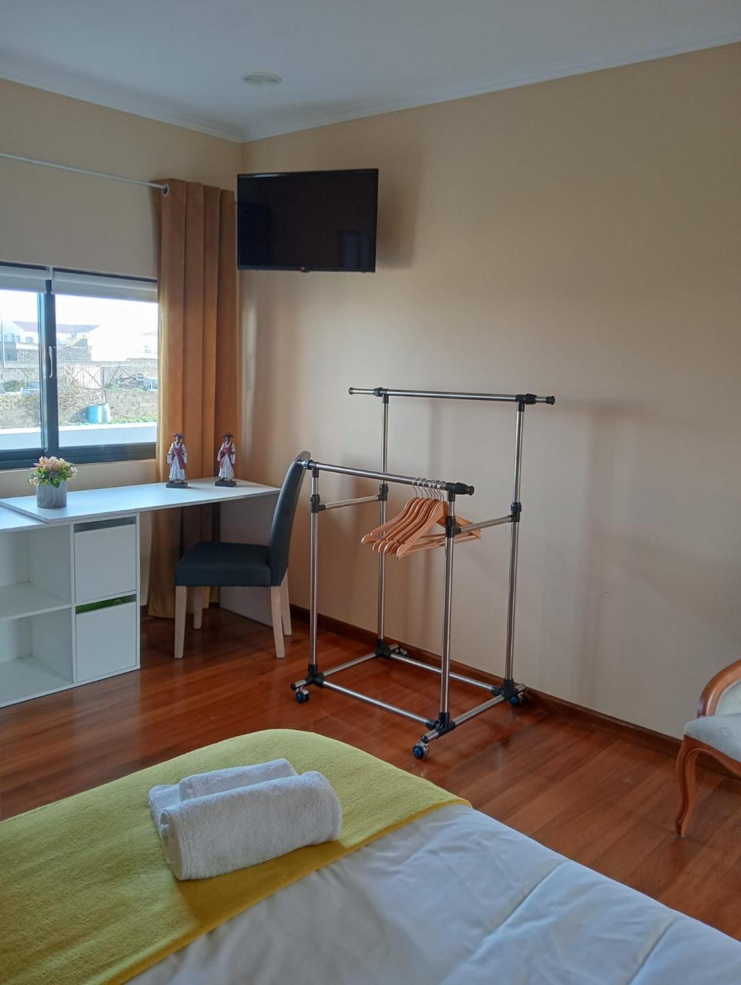 Surf & Guest Lorena'S House Ribeira Grande Esterno foto